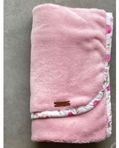 Manta peluche blanca/ rosa Pipilandia