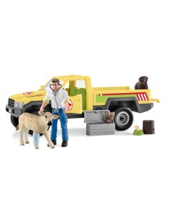 Veterinarian Visit At The Farm Schleich