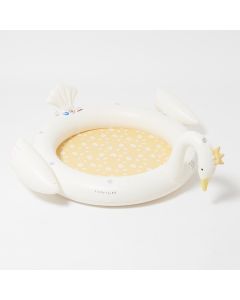 Alfombra Sprinkler  tira agua - Princess Swan Sunnylife